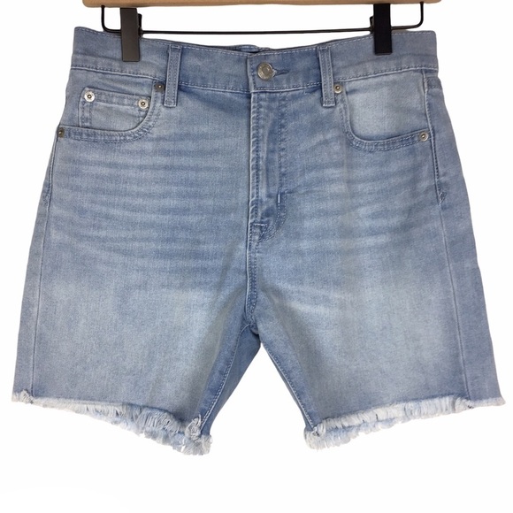 GAP Pants - GAP 5” Relaxed Short Jean Shorts Frayed Raw Hem Light Wash Stretch Denim Size 25